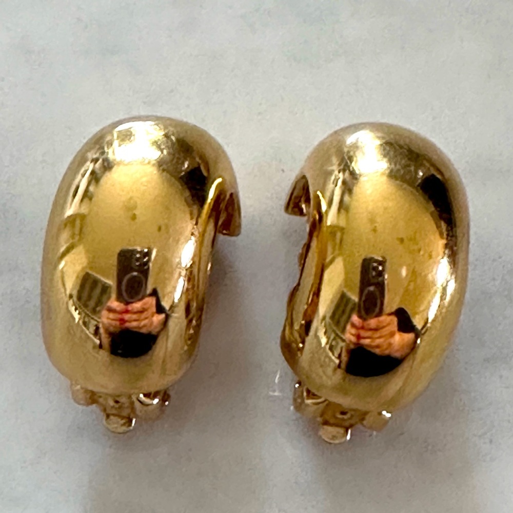 St. John Modernist Gold Plate 1980s Clip-On Earrings PSF Vintage Collection